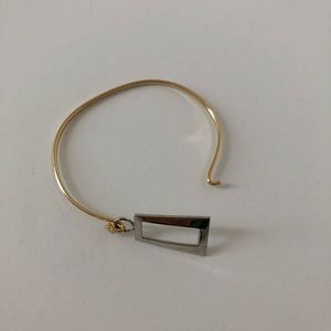 Minimalist bracelet unhook clip